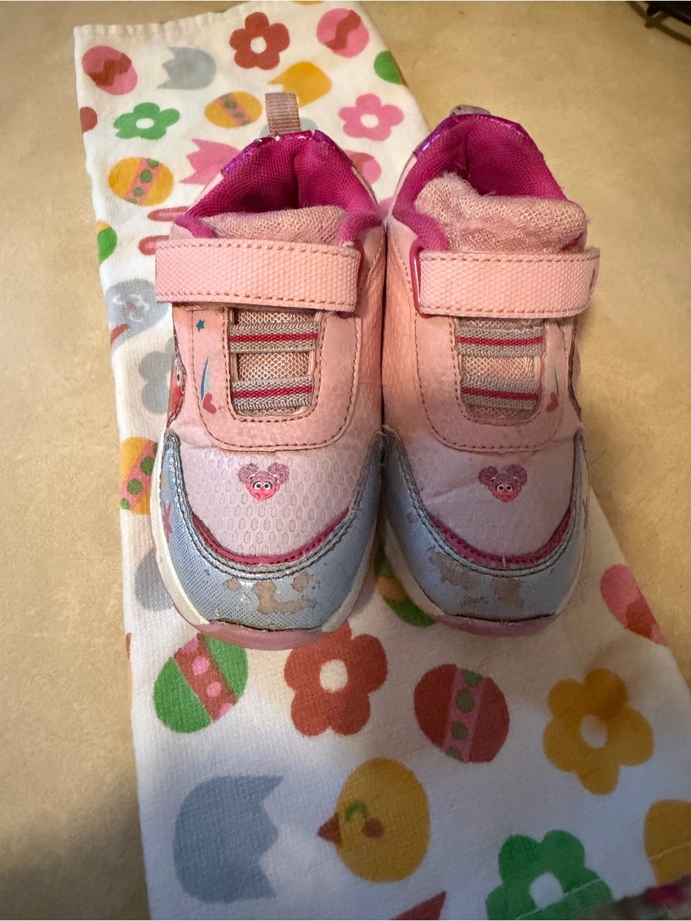 Elmo/Abby Pink Velcro Sneakers